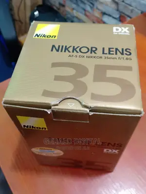 Nikon Lens 35mm (1.8g)