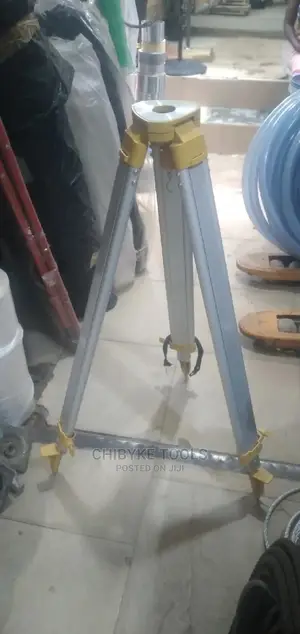 Level Tripod