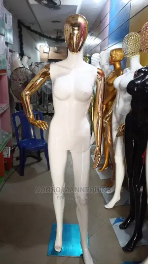 Female Faceless Sf Gold and White Body Mixture MANNEQUINS