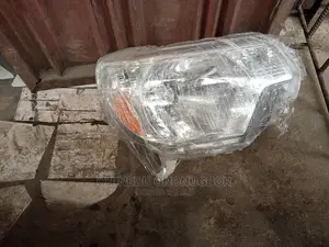 Toyota Tacoma Right Headlight 2012 Model