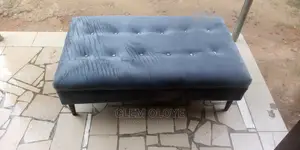 Center Table (Puff)