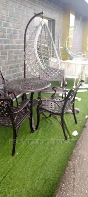 Outdoor/Sit Out/Garden Metal Chair and Table