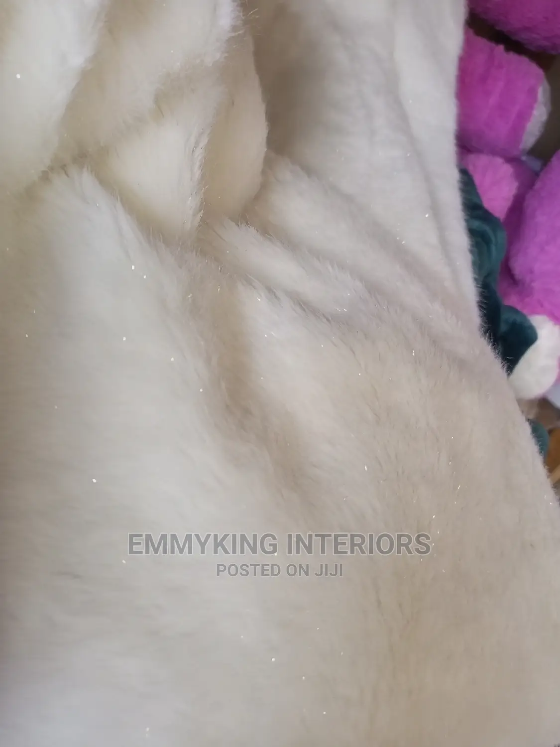 Quality White Four Rug