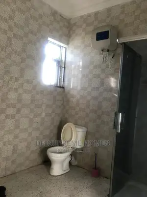 3bdrm Block of Flats in Awoyaya Container for rent
