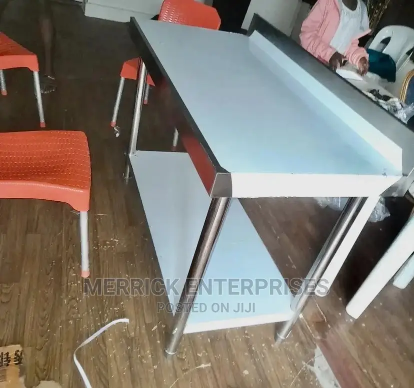 New Working Table With Back