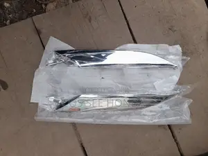 Head Lamp Chrome 2019 HRV