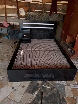 Bed 4/5 by 6