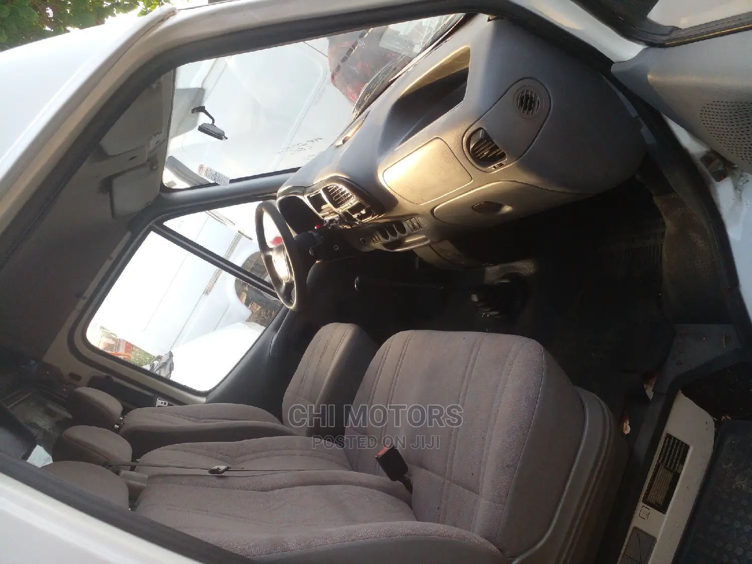 Ford Transit 2004 White