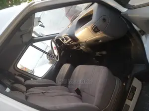 Ford Transit 2004 White