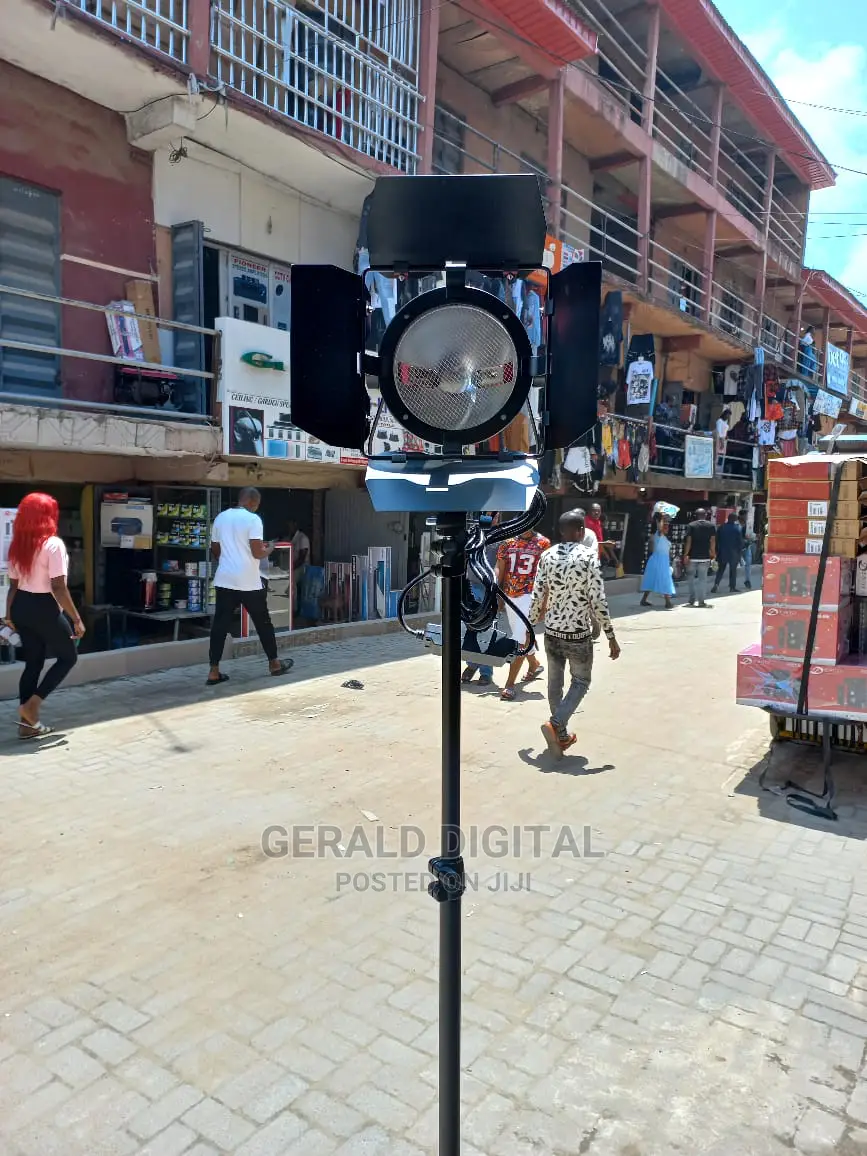 Reded Light Stage Light DTR-800