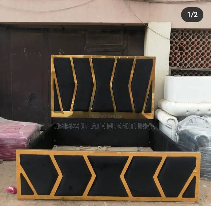 4andhalfby6 Bedframe