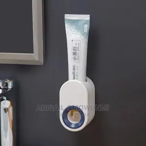 Extrusion Automatic Toothpaste Squeezer
