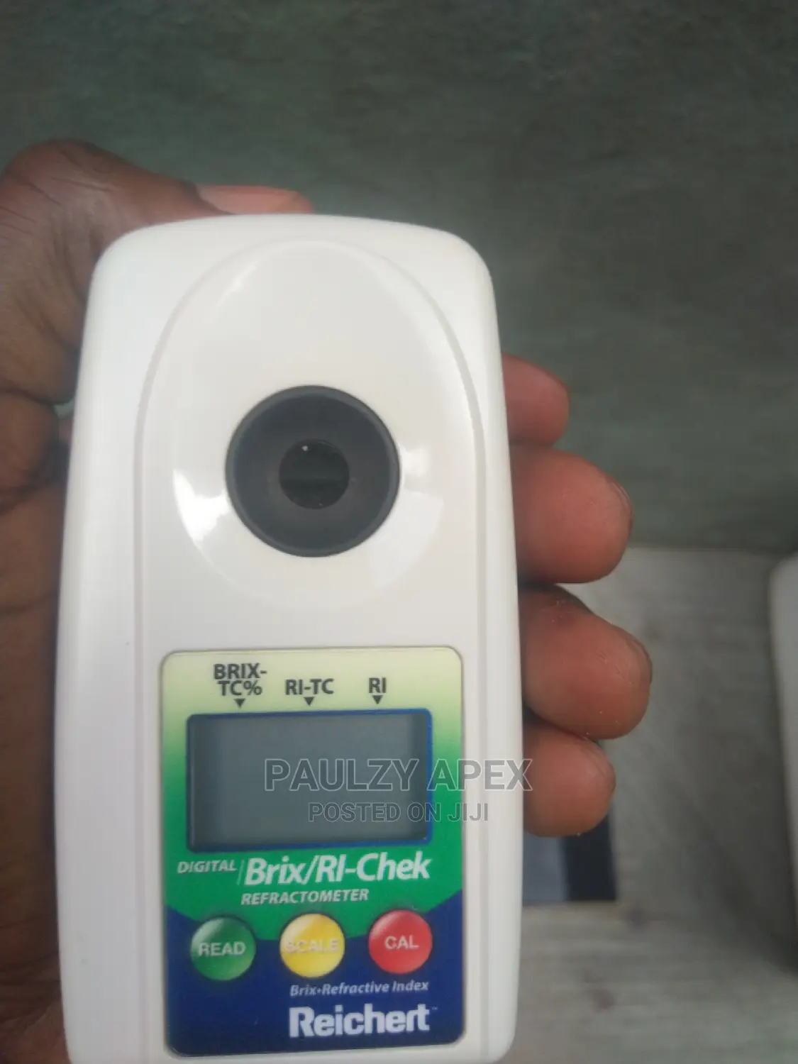 Digital Refractometer