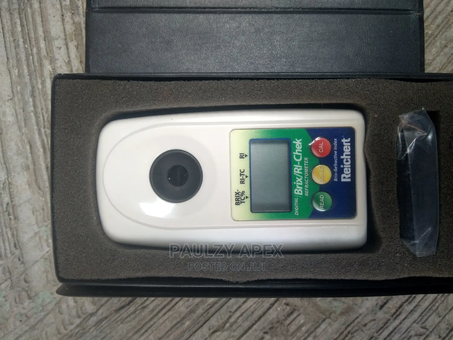 Digital Refractometer