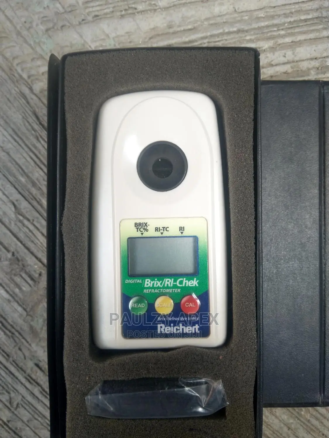 Digital Refractometer