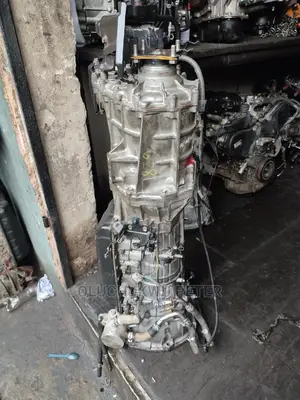 Toyota Land Cruiser, Tundra Gear Box 15 Pin Call or Whatsapp