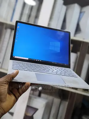 Laptop Microsoft Surface Laptop 8GB Intel Core I5 SSD 256GB