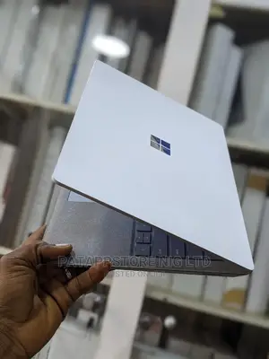 Laptop Microsoft Surface Laptop 8GB Intel Core I5 SSD 256GB