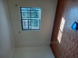 Mini Flat in MacPherson for rent