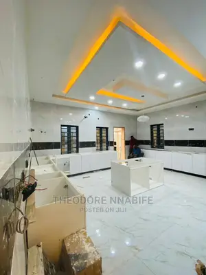 5bdrm Duplex in Magodo Gra 2 for sale