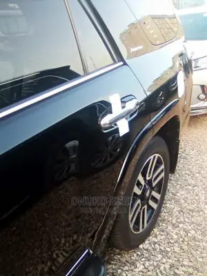 Toyota 4-Runner Limited 4x4 2018 Black