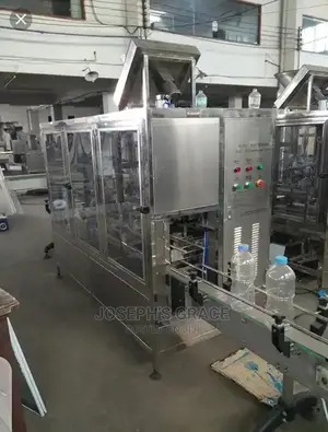 Full Automatic Bottle Water Machine.