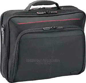 Targus Deluxe Clamshell Case for 15.6 Inch