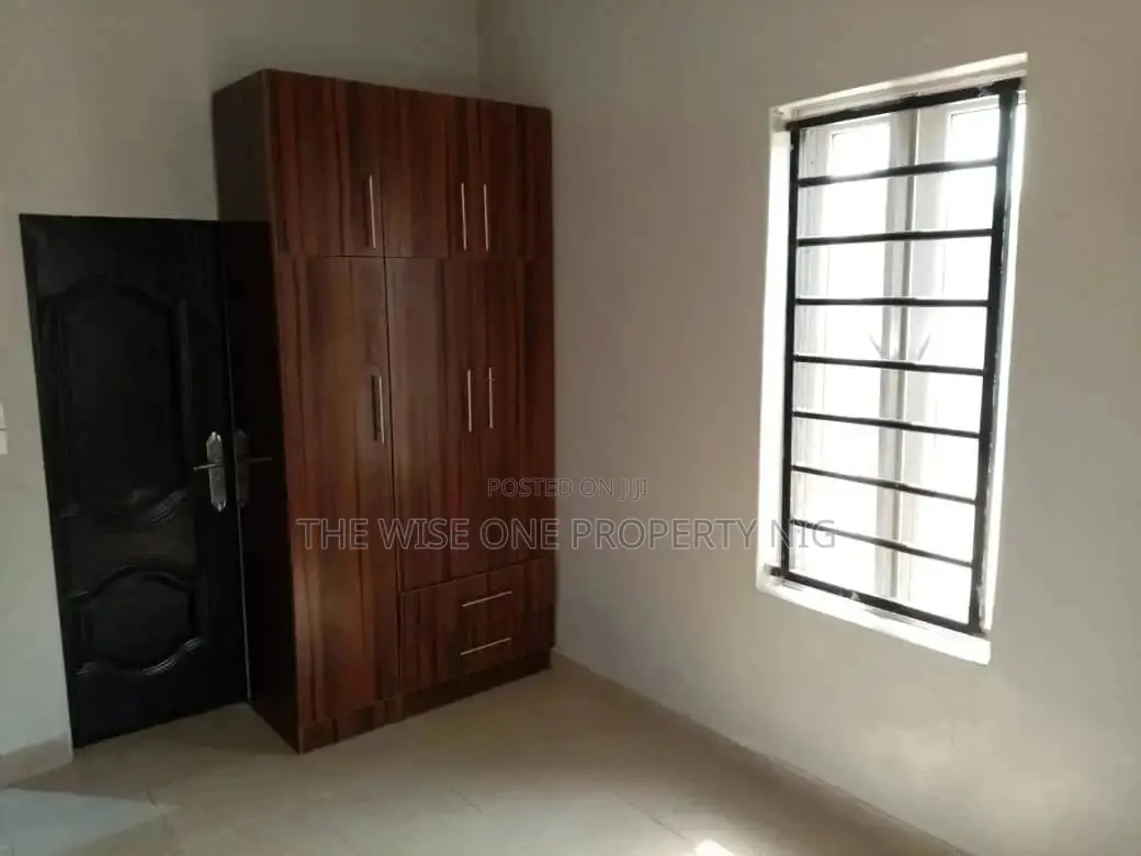 Furnished 5bdrm Duplex in Cbn Solar City, Enugu for sale