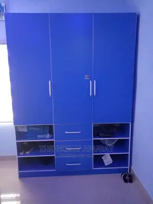 House Wardrobe 3 Face