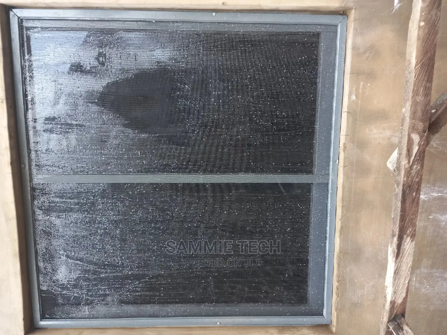Sliding Window With Back Net