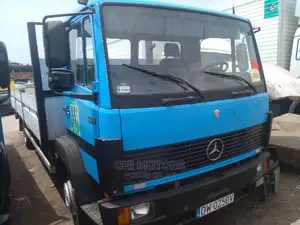 Mercedes 1120 Pickup Truck