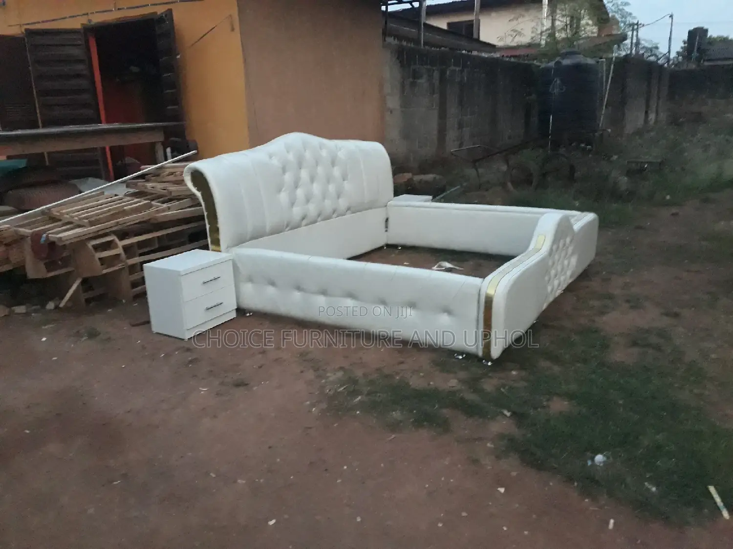 Bed 6×6+2bed Side