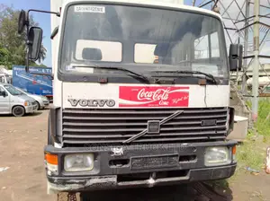 Volvo FL Truck White 1998