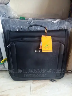 Leaves King Suitcases