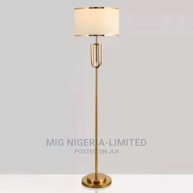 Luxury Floor Lamp Gold With Mable Stand