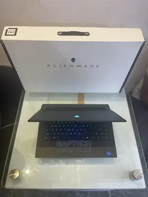 Laptop Dell Alienware M15 16GB Intel Core I7 SSD 1T