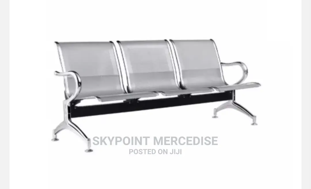 3 Seater Awaiting Chair