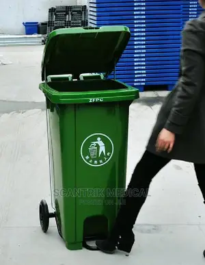 Green Plastic Waste Bin, 120 Litre