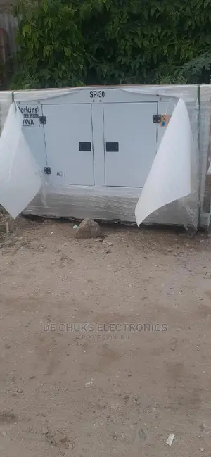 30kva Perkins DIESEL Soundproof Generator 100%Coppa