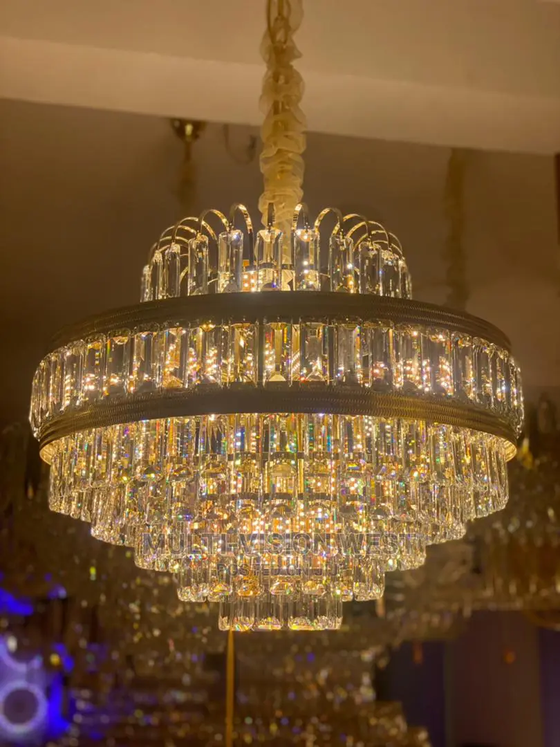 BK25 Chandeliers