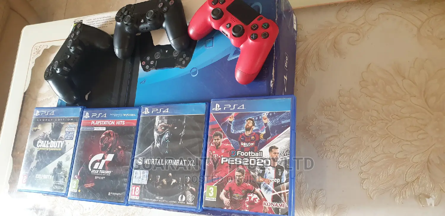 Ps4 Pro 1tb + Games + 3 Controllers