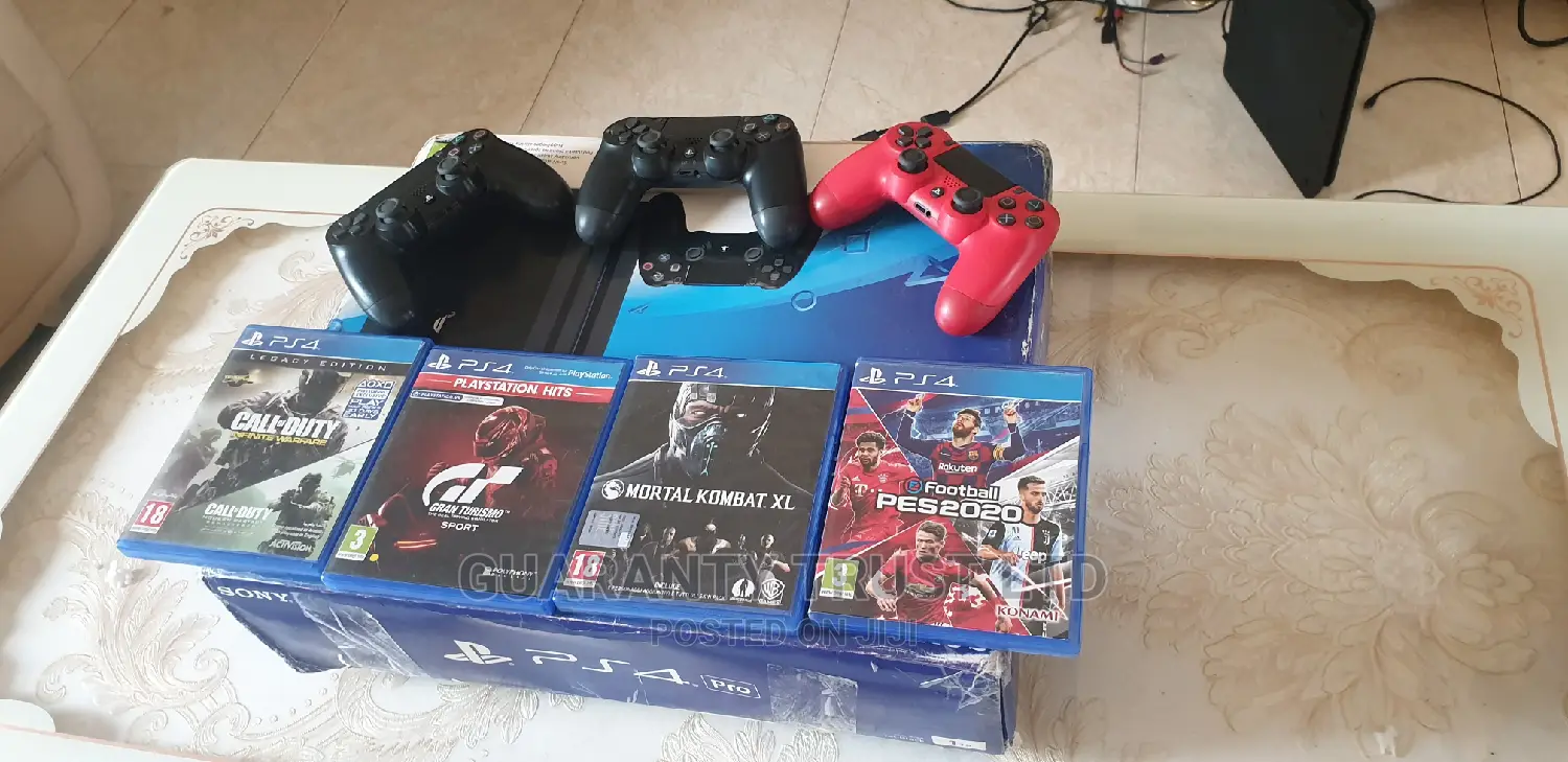 Ps4 Pro 1tb + Games + 3 Controllers