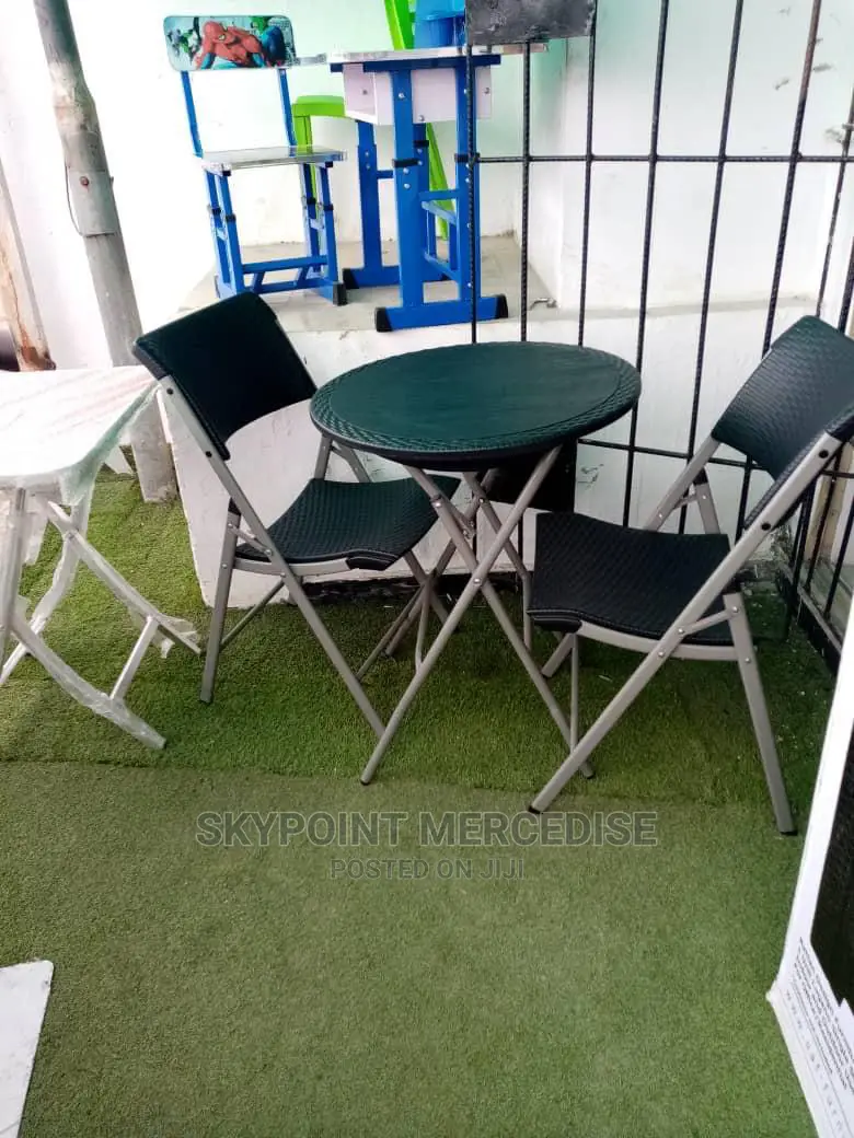 Foldable Table and Chairs