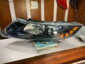 Kia Uptima 2012 Headlamp