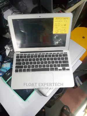 Laptop Apple MacBook Air 8GB Intel Core I5 SSD 128GB
