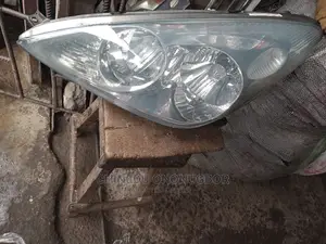 Lexus Es300 Left Headlight Charger Type 2003