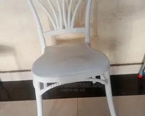 Chivalry Banquet Fibre Chair