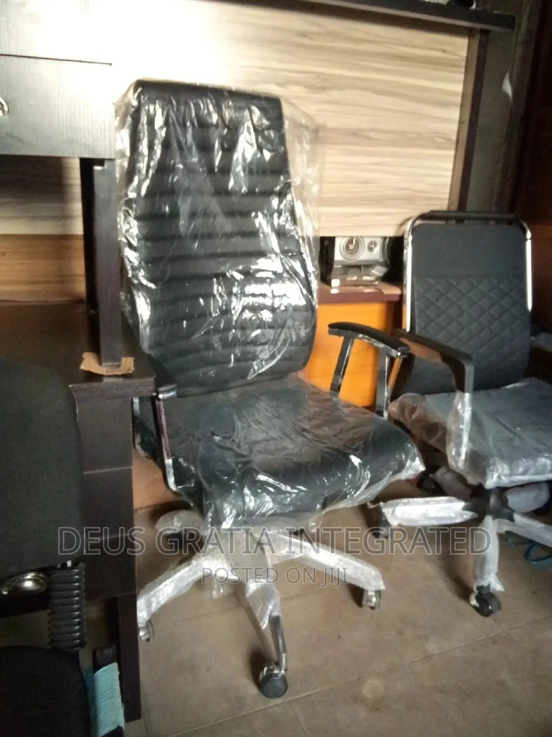 Executive Office Chair Swivel With High Back