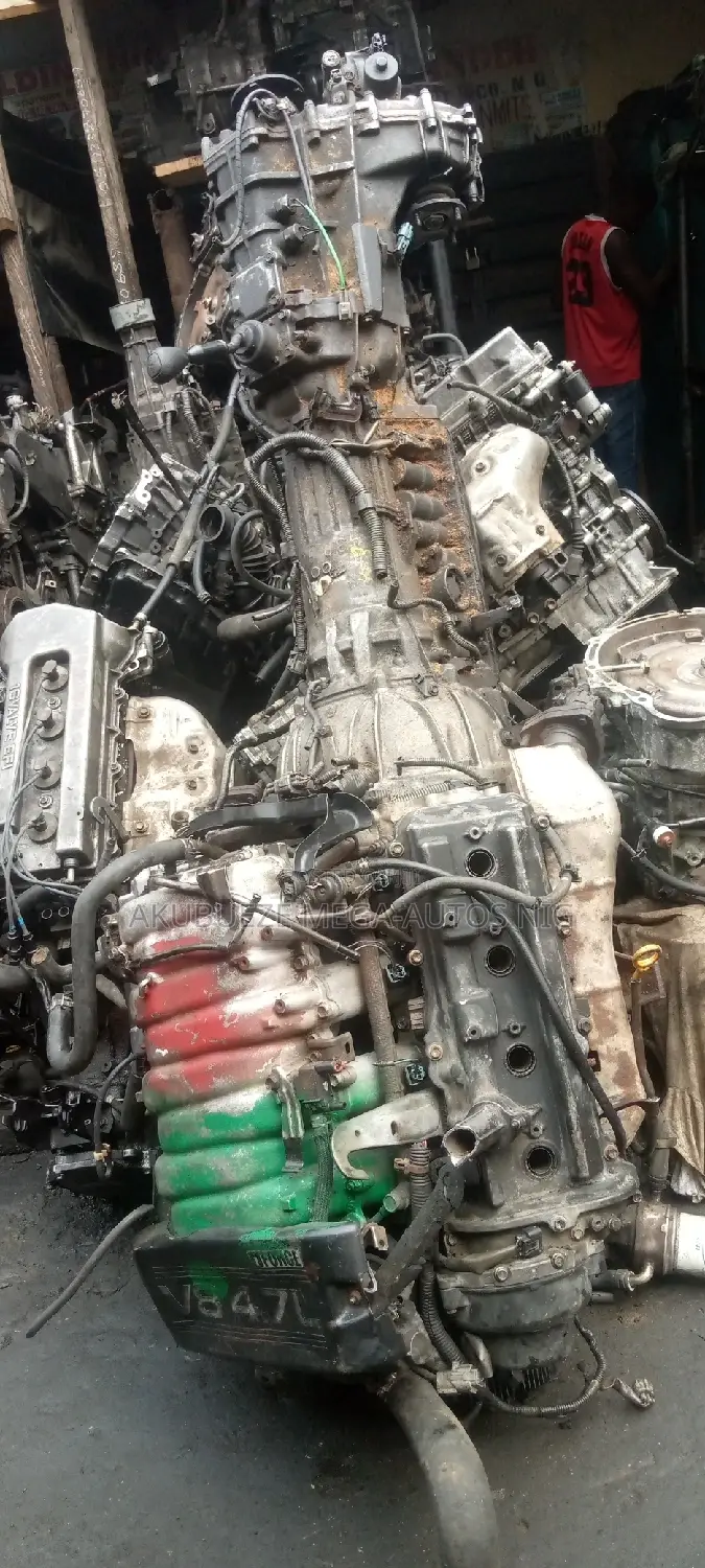 Sequoia 03, 4runner V8