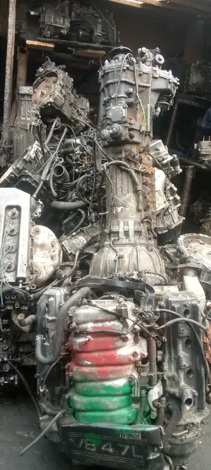 Sequoia 03, 4runner V8